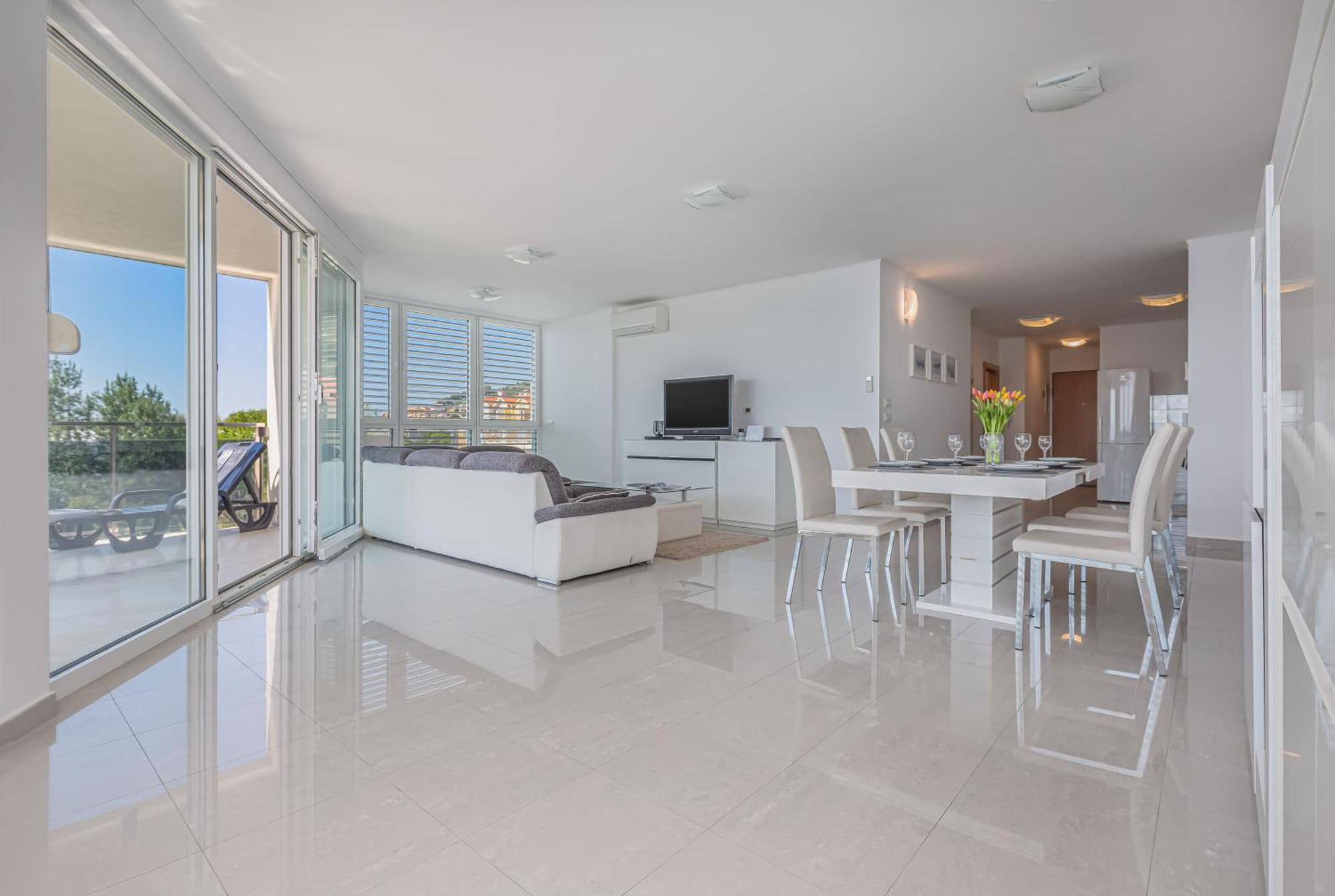 Ap 4+2 In One Of The Most Luxury Building In Omiš Chambre photo